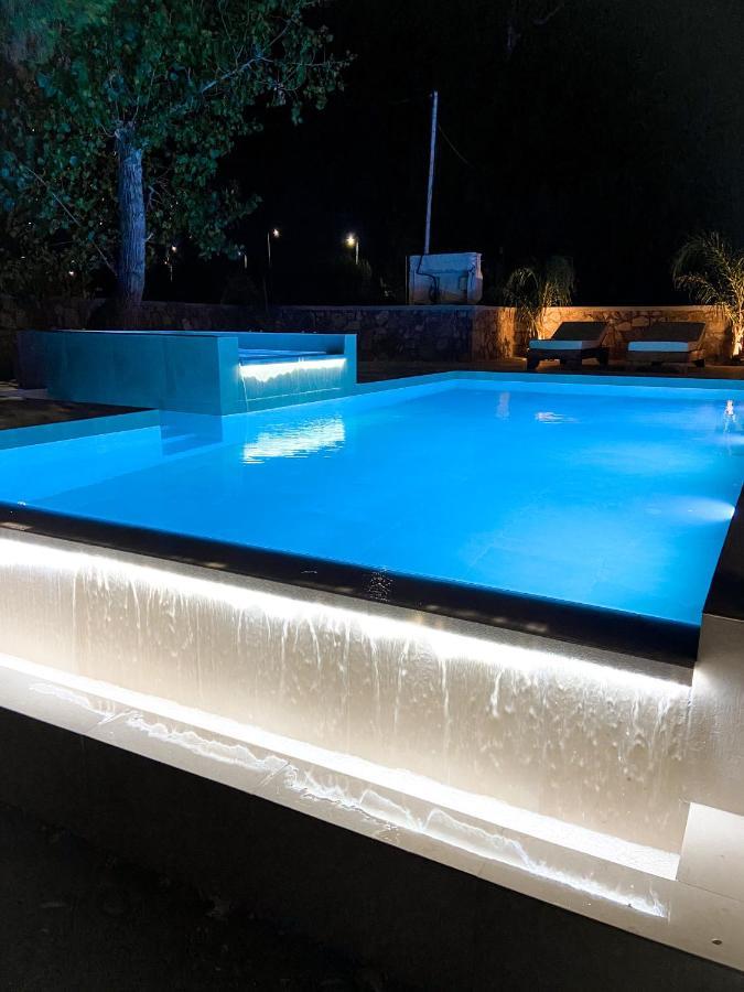 Luxury Villa Anemone With Private Pool Pastida Bagian luar foto